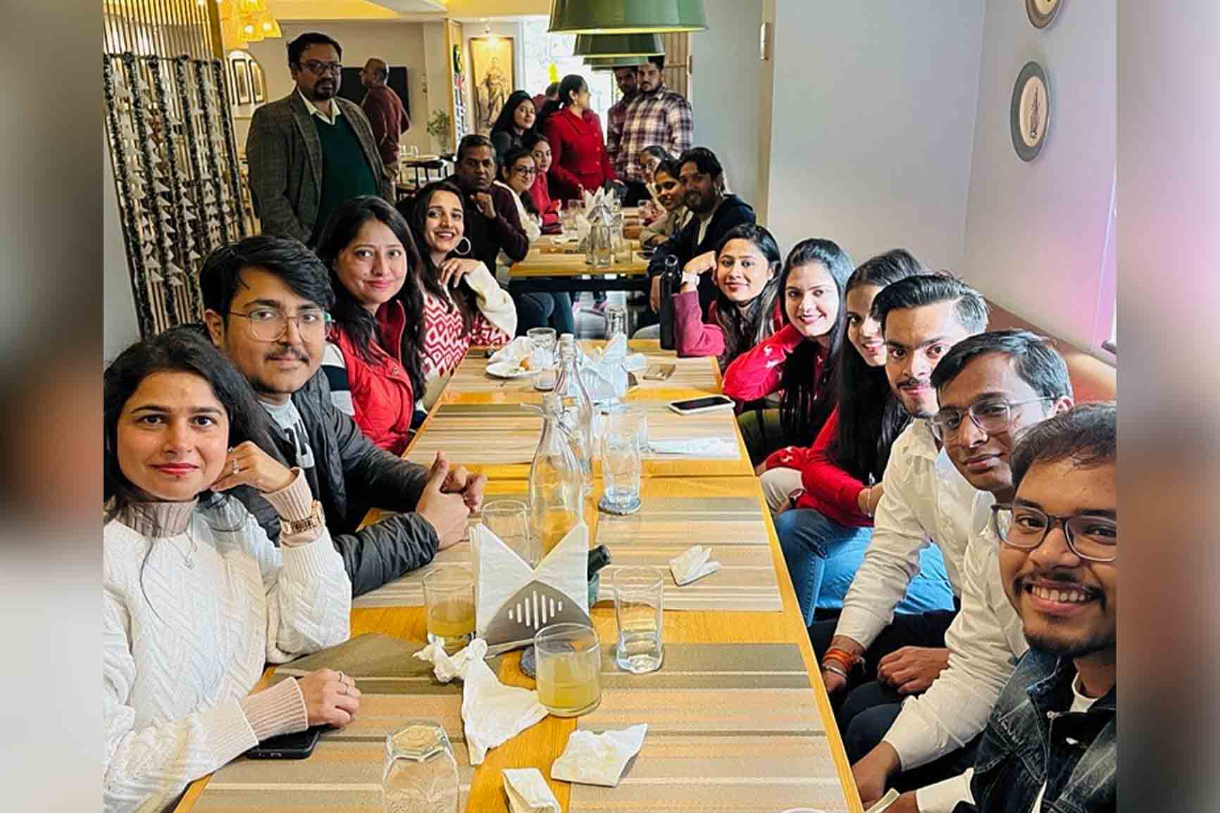 Team Lunch4